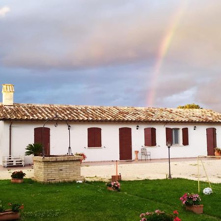 Agriturismo " Le Serre" Spello Exterior foto
