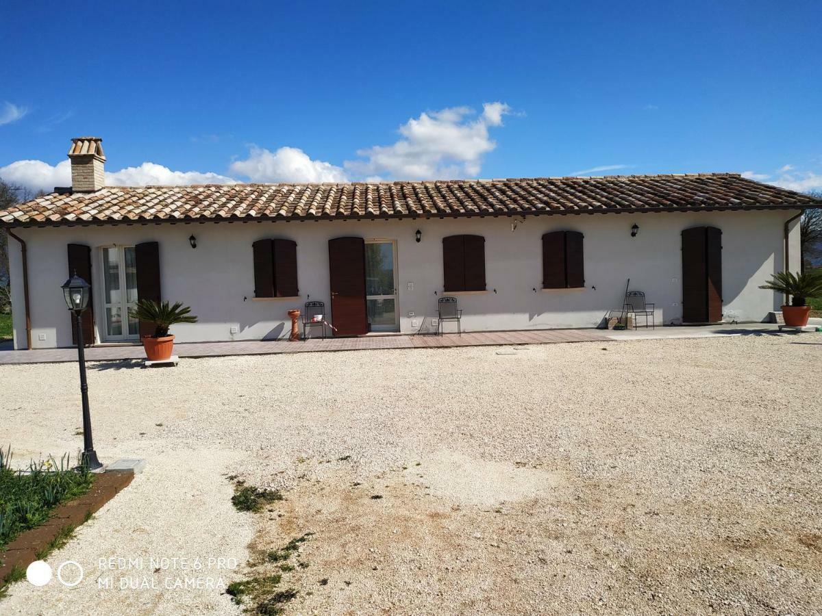 Agriturismo " Le Serre" Spello Exterior foto